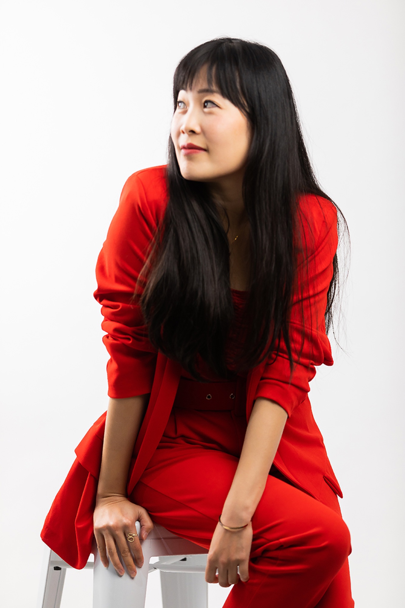 Editorial personal-branding portrait